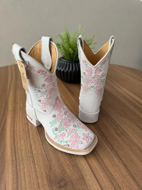 Texana Maitê Capota - Couro Floatter Branco/Bordado Florência Rosa e Verde - Imagem 3