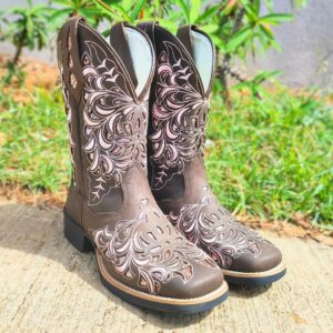 Bota Feminina Fóssil Café Brilho Rose