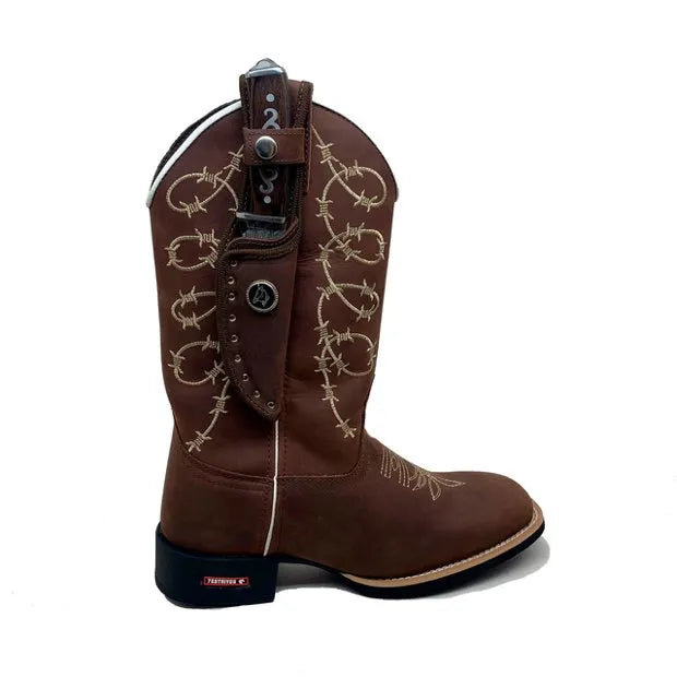 BotaFaca Aramada
- Couro Crazy Horse Nescau | Bordados Bege - Imagem 2