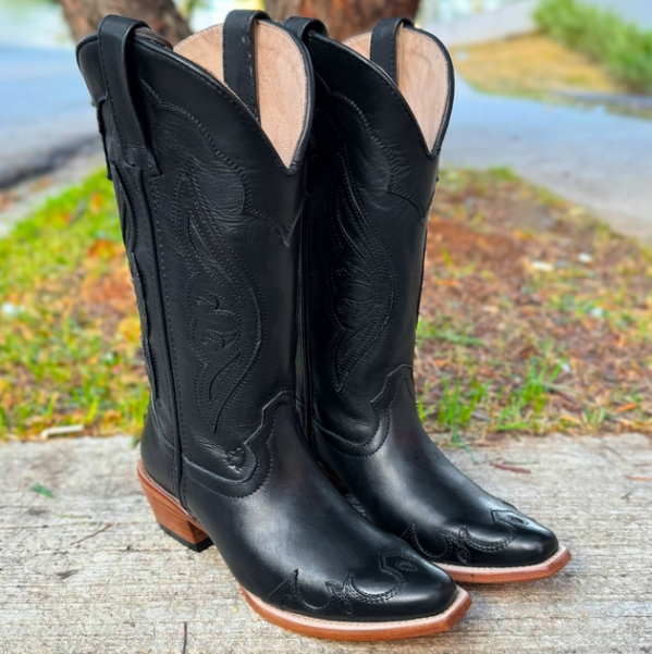 Bota Bico Fino Bonazus Preto