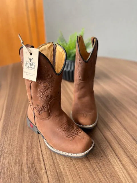 Texana Jessica Infantil - Couro Horse Nescau/Bordado Ramos Marrom - Imagem 2