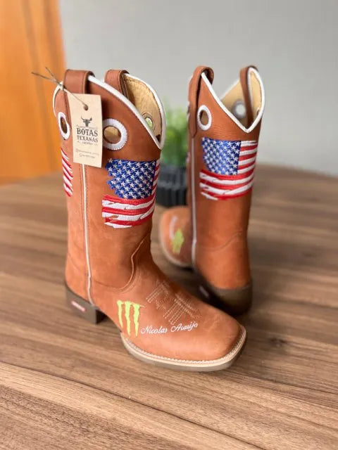 Texana Nicolas - Couro Horse Telha/Bordado Bandeira Americana - Imagem 2