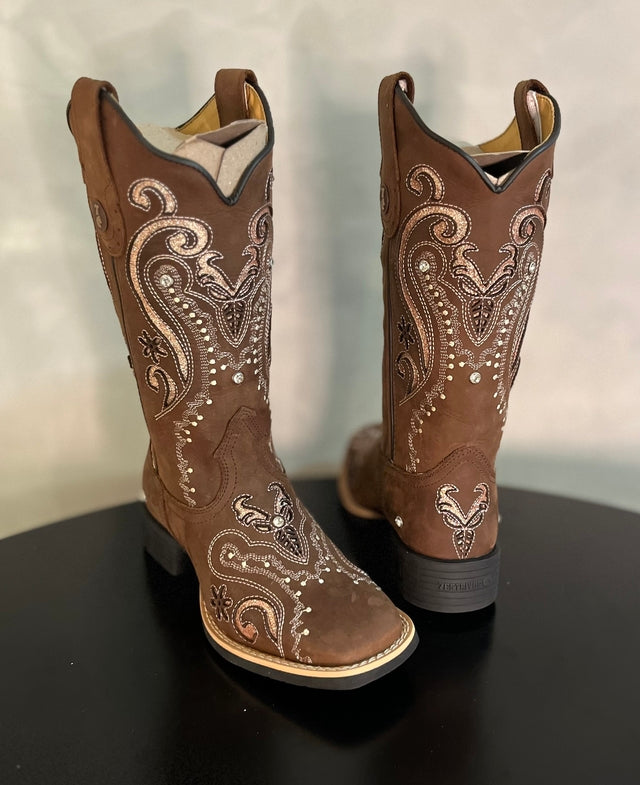 BOTA TEXANA LASER TRIBAL GLITTER ROSA BEBÊ COM STRASS COURO MARROM - Imagem 3